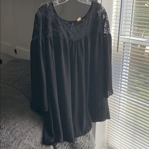 Stunning black lace plus size 3x blouse